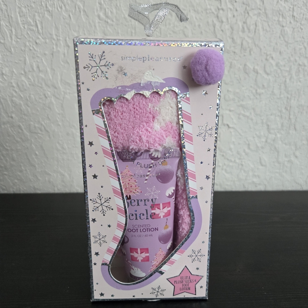 Votum Ultra Plush Socks & Foot Lotion Set